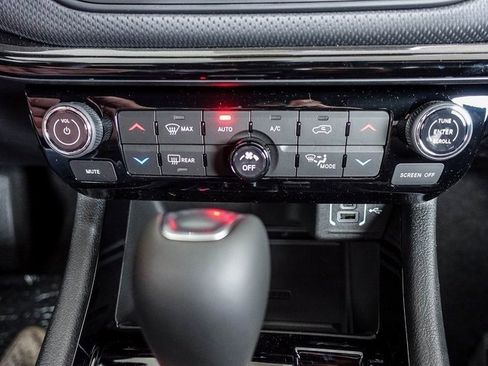 New 2026 Jeep Compass Latitude w/ Quick Order Package 29K image 11