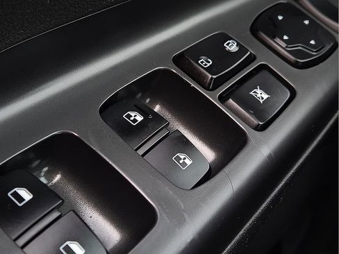 Used 2018 Hyundai Kona SEL w/ SEL Tech Package 02 image 18