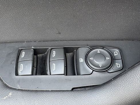 Used 2025 Chevrolet Blazer RS image 23