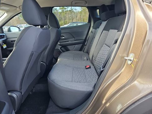 New 2026 Nissan Kicks SV w/ SV Premium Package FWD image 17