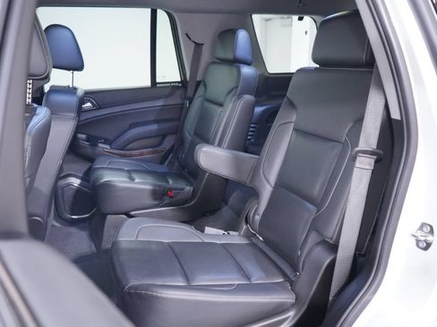 Used 2020 Chevrolet Tahoe LT w/ Max Trailering Package AWD/4WD image 9