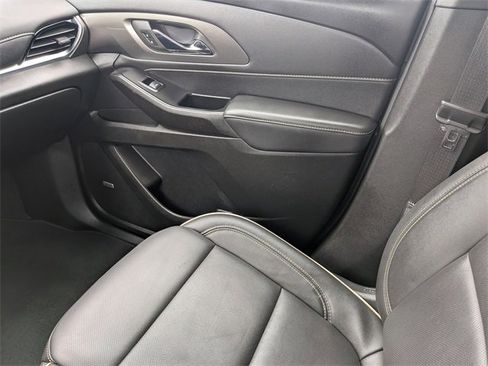 Used 2024 Chevrolet Traverse Premier w/ Redline Edition image 19