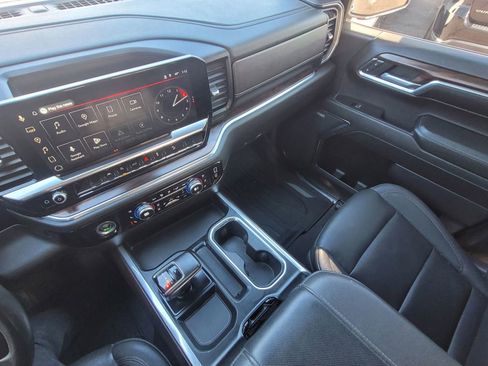 Used 2023 GMC Sierra 1500 SLT w/ SLT Premium Package image 17