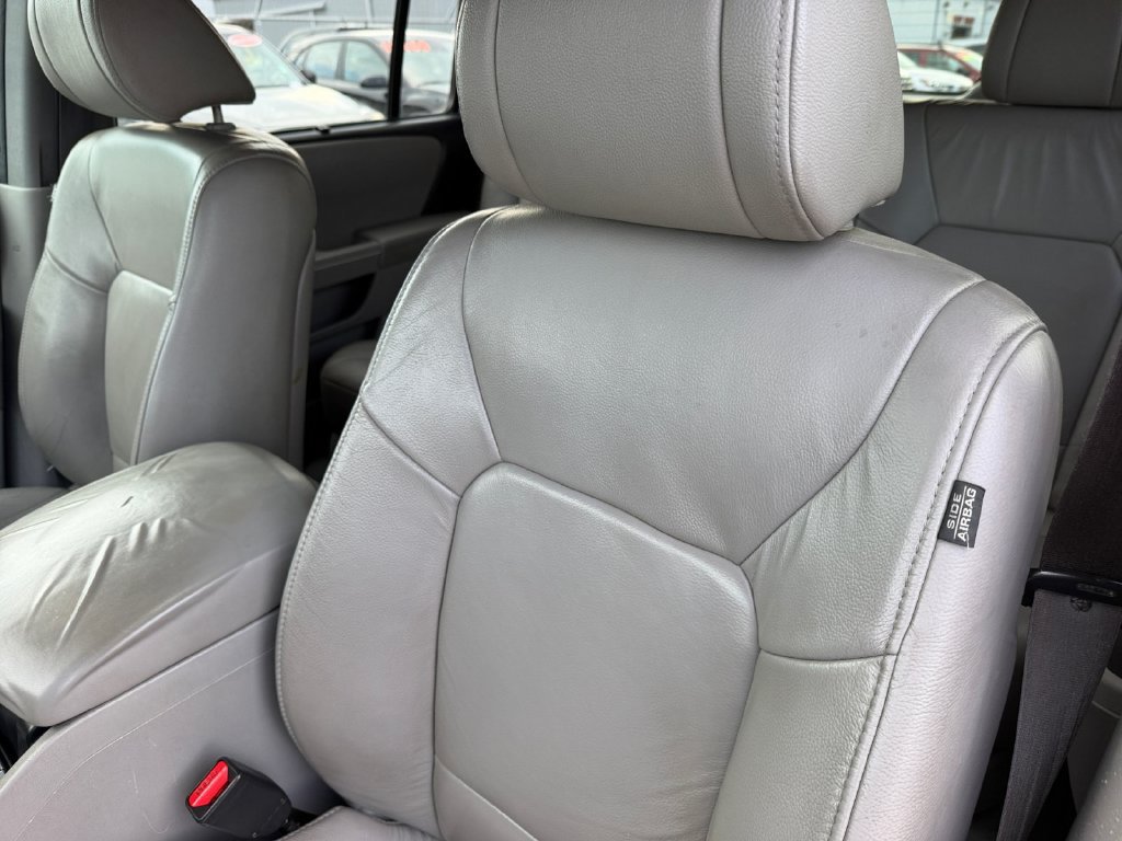 Used 2015 Honda Pilot Touring image 13