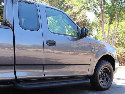 Used 2003 Ford F150 XL RWD image 16