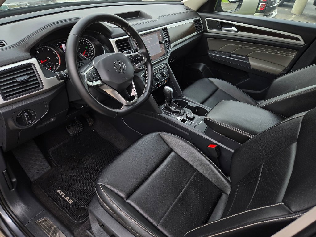 Used 2021 Volkswagen Atlas SE AWD/4WD image 9