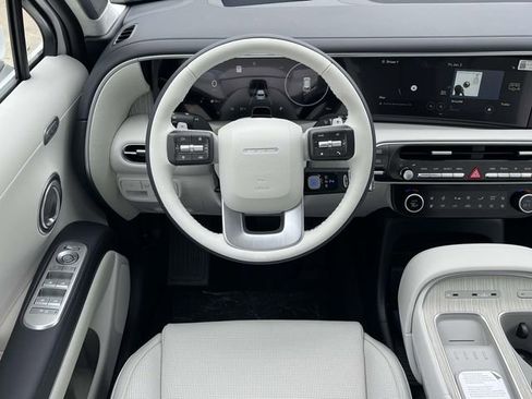 New 2026 Hyundai Palisade Calligraphy FWD image 16