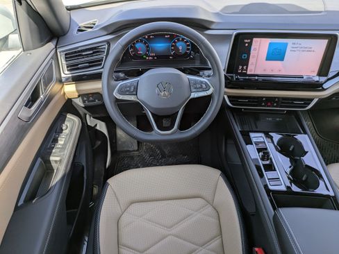 New 2026 Volkswagen Atlas Cross Sport SE FWD image 17