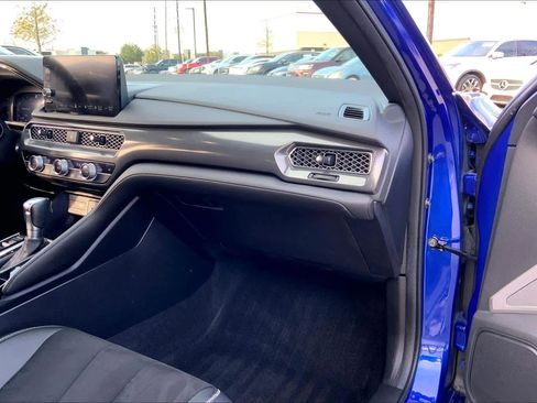 Used 2024 Acura Integra A-Spec image 18