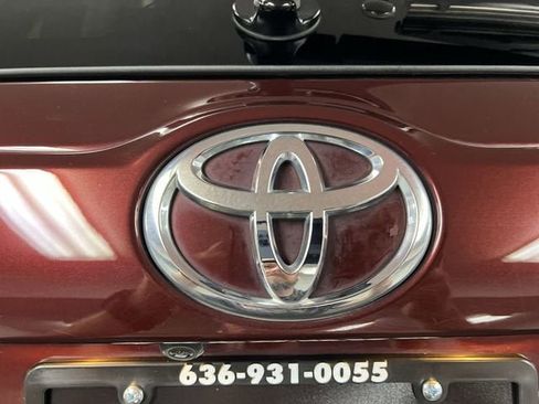 Used 2018 Toyota Highlander XLE AWD/4WD image 31