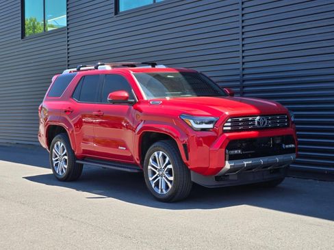 Used 2026 Toyota 4Runner Limited AWD/4WD image 9