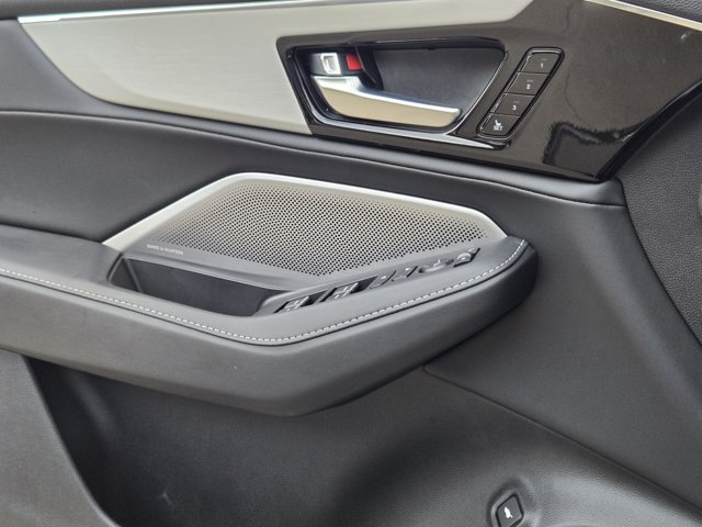 Certified 2026 Acura MDX w/ Technology Package FWD image 23