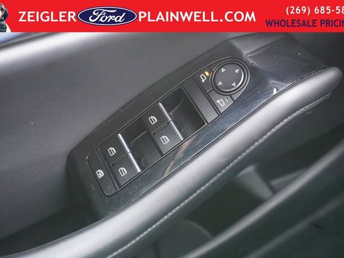 Used 2021 MAZDA MAZDA3 s image 29