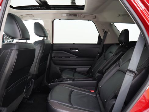 Used 2023 Nissan Pathfinder SL w/ SL Premium Package AWD/4WD image 21