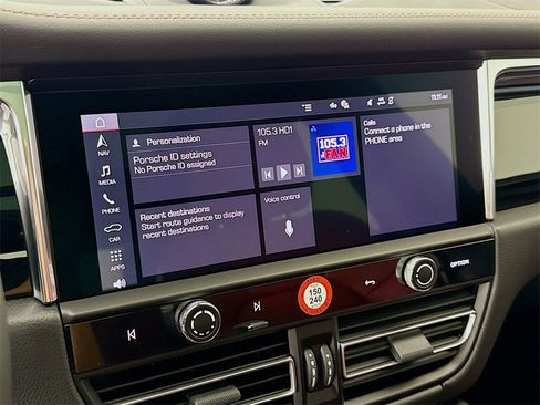 New 2026 Porsche Macan image 19