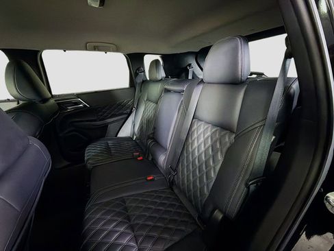 Used 2024 Mitsubishi Outlander SEL image 24