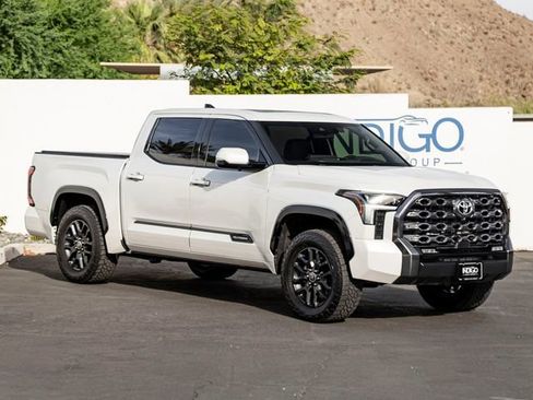 Used 2022 Toyota Tundra Platinum w/ Advanced Package AWD/4WD image 4