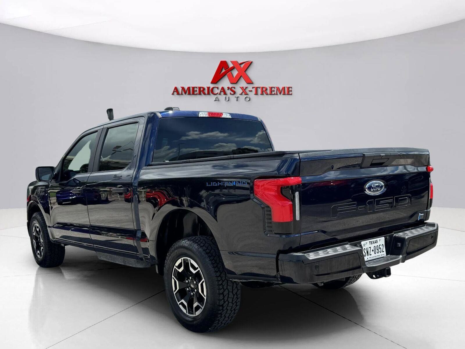Used 2022 Ford F150 Lightning Pro w/ Max Trailer Tow Package AWD/4WD image 4