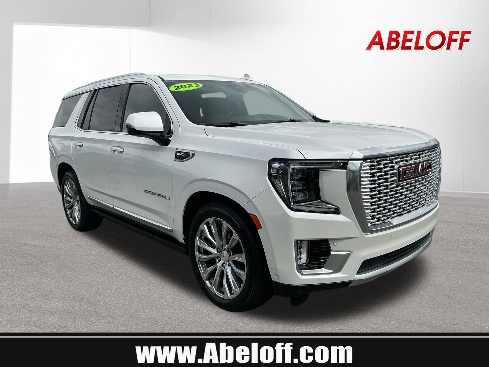 Used 2023 GMC Yukon Denali w/ Denali Reserve Package AWD/4WD image 1