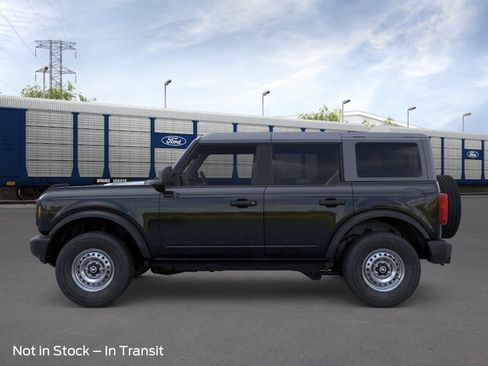 New 2026 Ford Bronco 4-Door AWD/4WD image 3