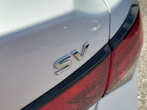 Certified 2024 Nissan Sentra SV FWD image 7