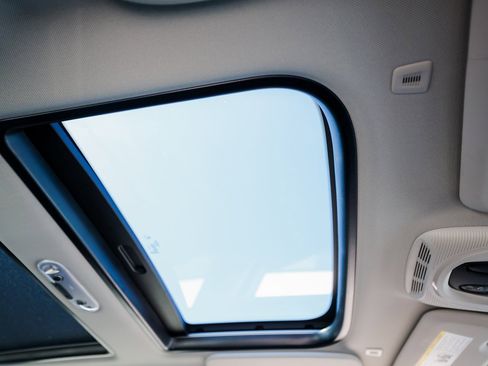 Used 2020 MINI Cooper Countryman S w/ Premium Package image 29