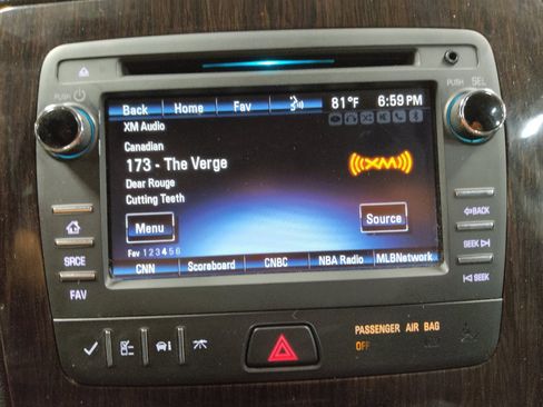 Used 2017 Chevrolet Traverse LT w/ Style and Technology Package AWD/4WD image 25