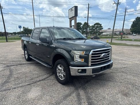 Used 2015 Ford F150 XLT w/ Equipment Group 302A Luxury AWD/4WD image 20