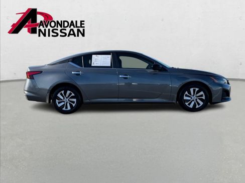 Certified 2025 Nissan Altima 2.5 S image 8