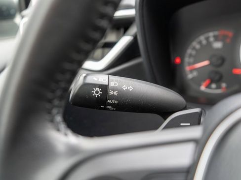 Used 2022 Toyota Corolla SE image 23