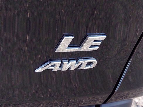 Certified 2019 Toyota RAV4 LE image 27