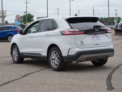 Used 2024 Ford Edge SEL w/ Convenience Package AWD/4WD image 6