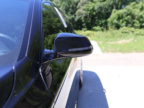 Used 2014 BMW 550i xDrive Sedan image 11