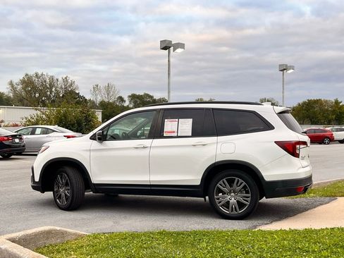 Used 2022 Honda Pilot Sport image 5
