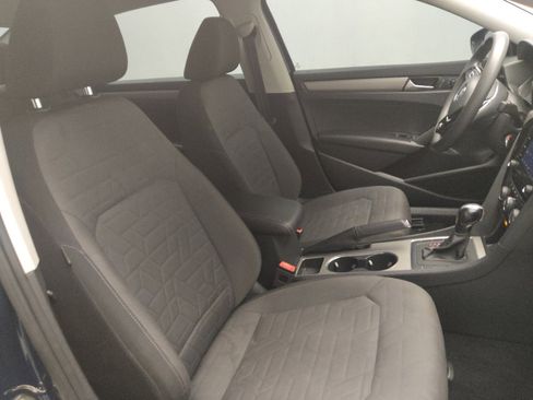 Used 2020 Volkswagen Passat 2.0T S image 21