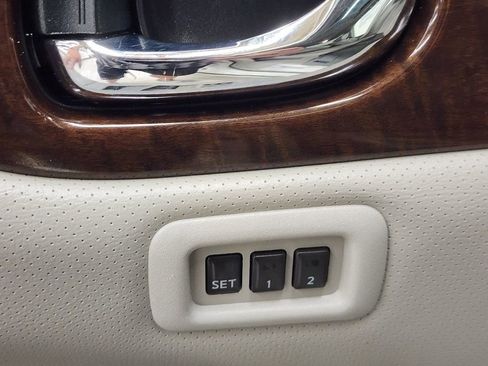 Used 2013 Nissan Quest LE w/ Protection Pkg image 27