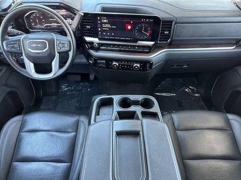 Used 2025 GMC Sierra 1500 SLT AWD/4WD image 12