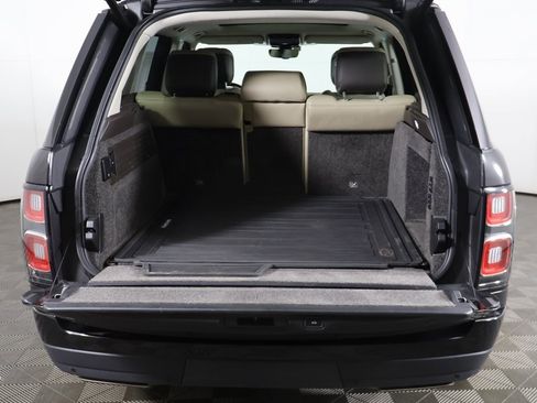 Used 2020 Land Rover Range Rover HSE image 19