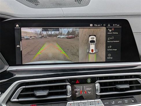 Used 2021 BMW X7 xDrive40i w/ Cold Weather Package image 25