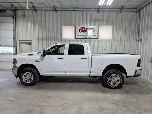 New 2025 RAM 2500 Tradesman w/ Chrome Appearance Group image 17