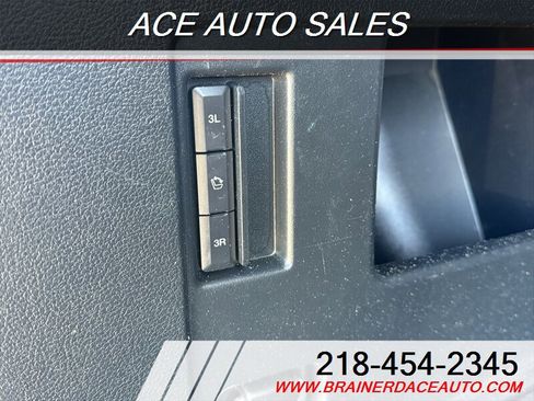 Used 2019 Ford Expedition XLT w/ Cargo Package image 19