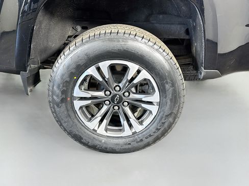 Used 2021 Chevrolet Colorado Z71 w/ Safety Package RWD image 36