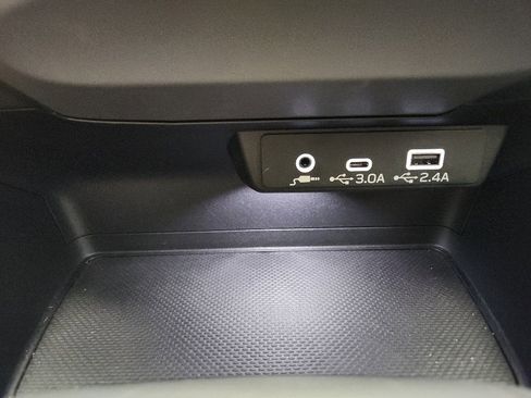 Certified 2024 Subaru Crosstrek 2.0i Premium image 21