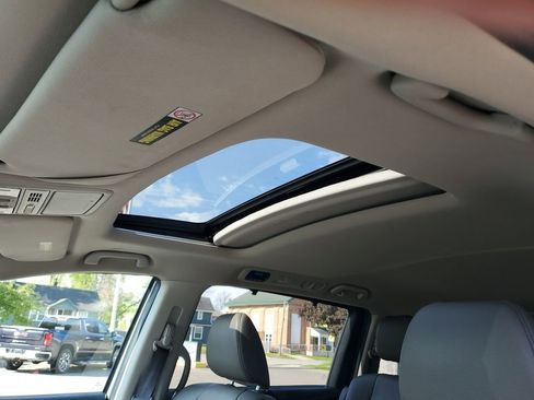 Used 2012 Honda Odyssey EX-L image 16