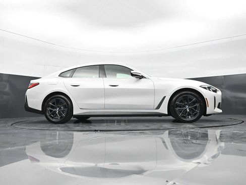 New 2026 BMW i4 eDrive40 w/ Premium Package RWD image 28