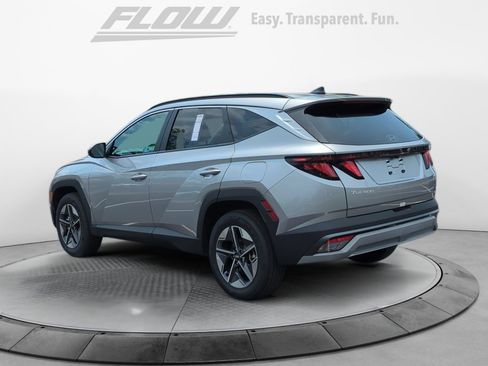Certified 2025 Hyundai Tucson SEL AWD/4WD image 6
