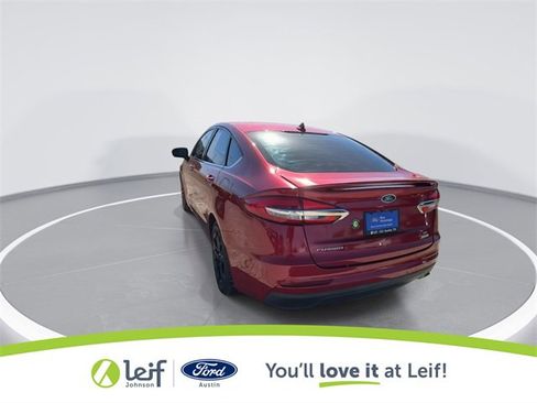 Certified 2020 Ford Fusion SE w/ Equipment Group 151A image 9