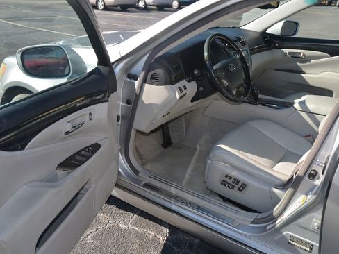 Used 2007 Lexus LS 460 image 28
