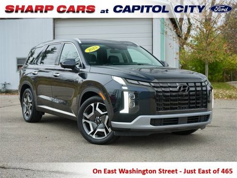 Used 2023 Hyundai Palisade Limited w/ Cargo Package image 1