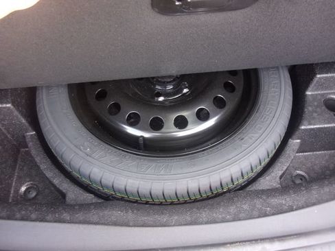 Used 2023 Buick Envision Essence FWD image 29